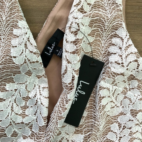 Lulu's White Lace Dress - Picture 15 of 16